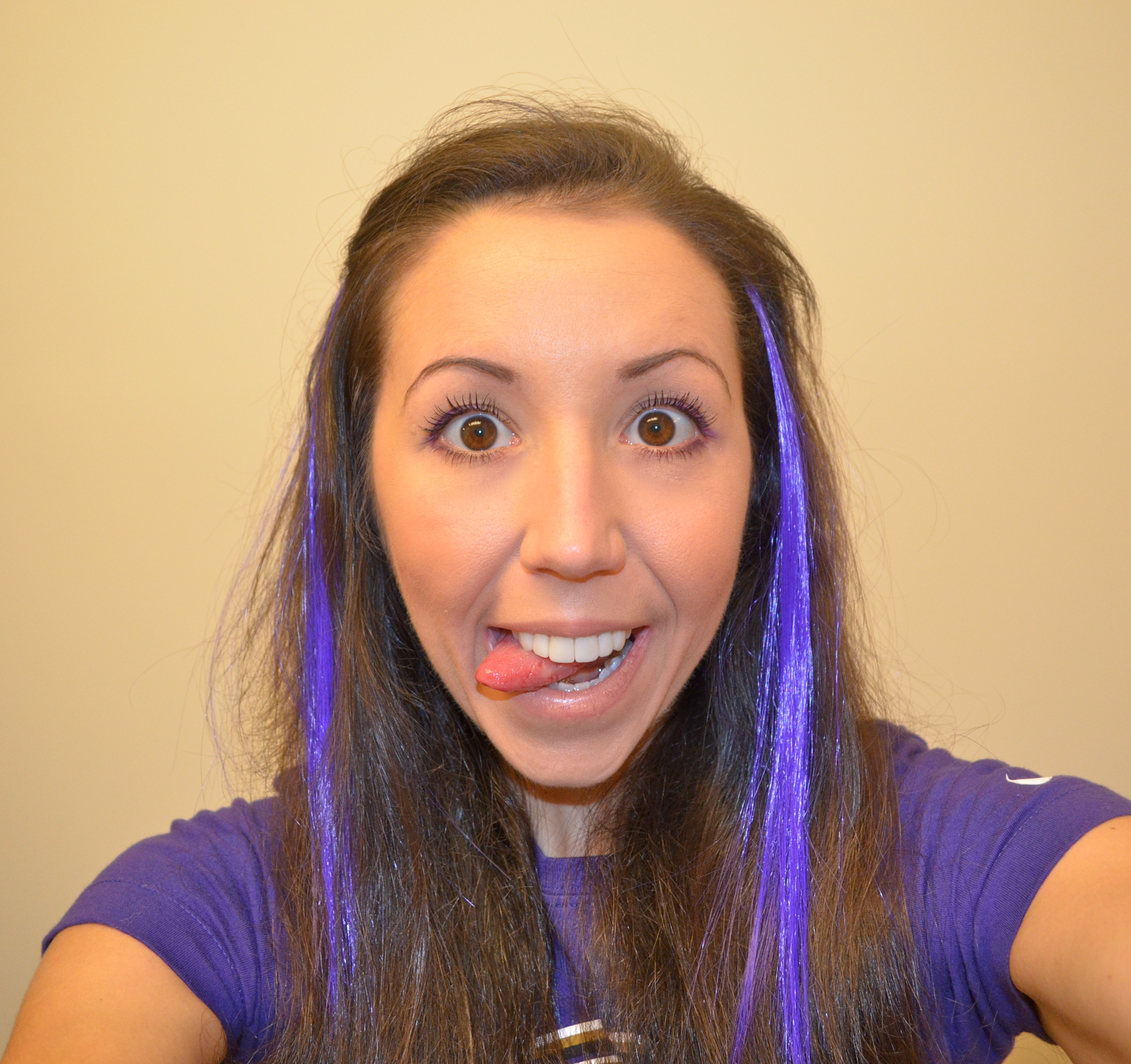 Goofy Purple Hair Skinny Minnie Moves