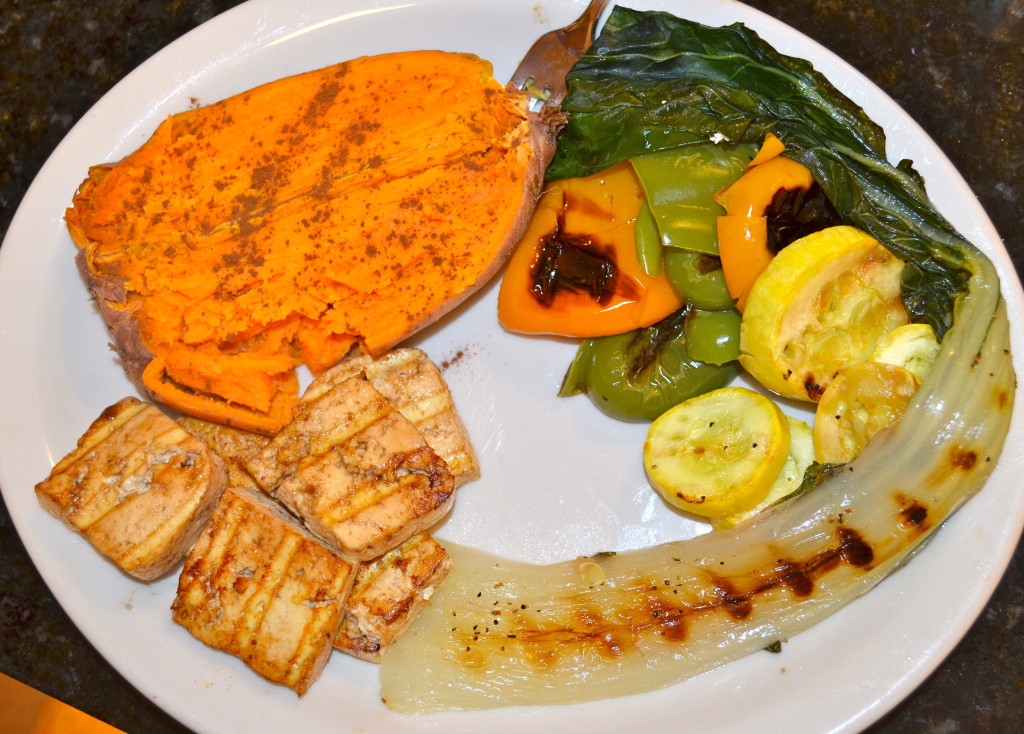 Sweet Potato with cinnamon, grilled bok choy, tofu, and grilled veggies! Clean and super healthy!