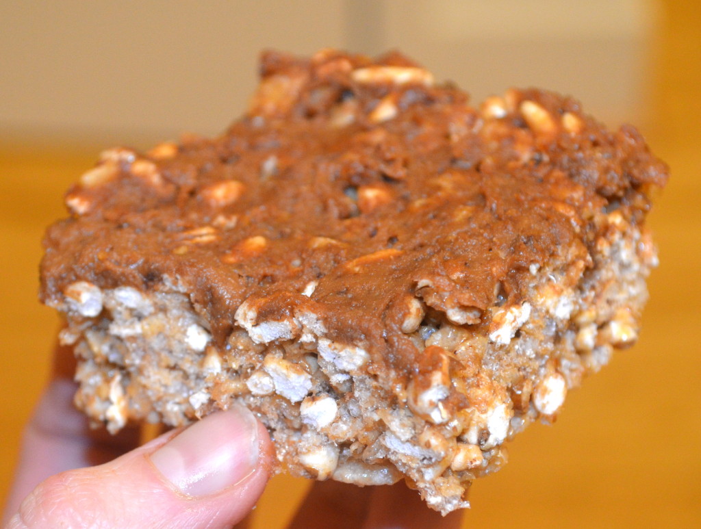 Healthy Chocolate Peanut Butter Rice Krispie Treat- 110 calories, score :)