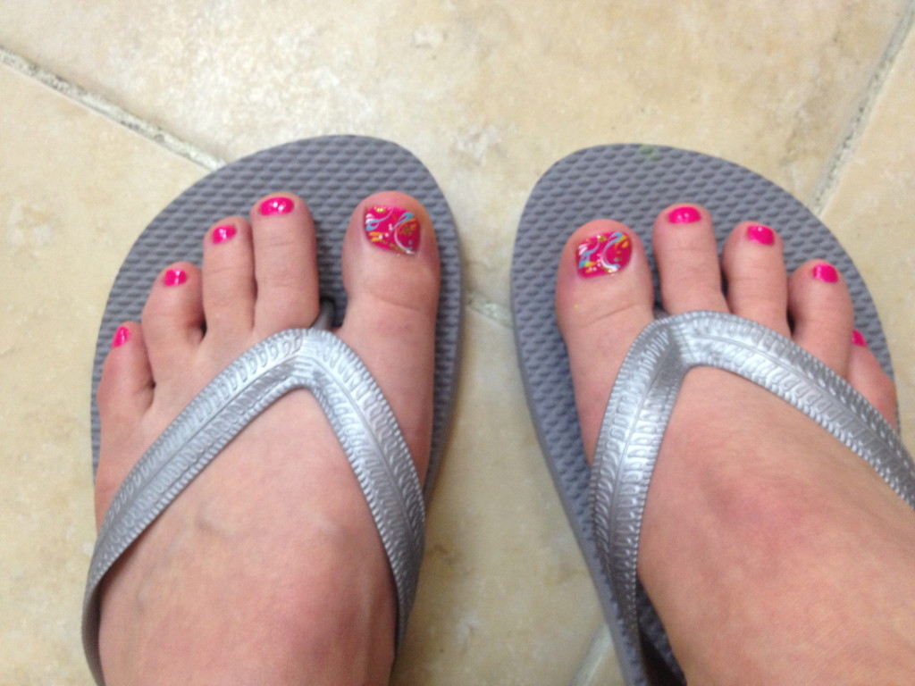 I don't have the prettiest feet, and rarely get pedicures, but I love the color and design!