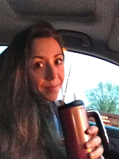 530am. Bring on work! I don't look half bad for this early. But this pic is grainy ;)