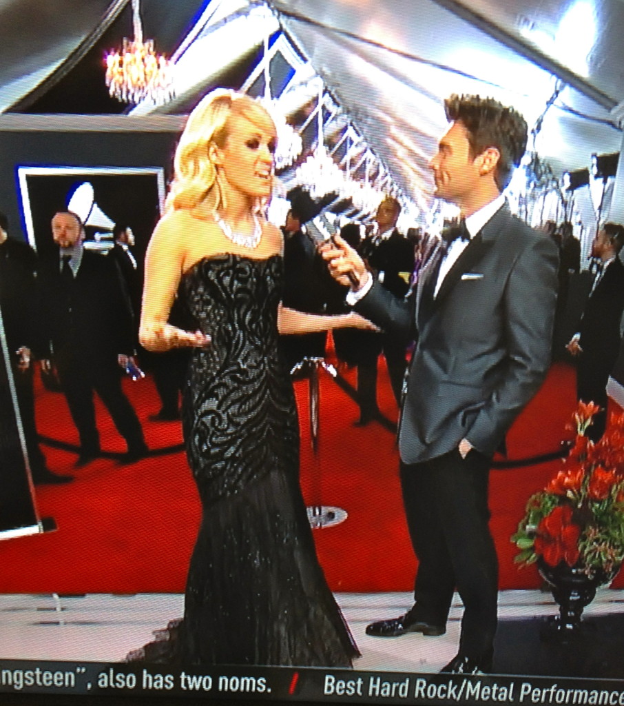 That gown was stunning on television, I just cannot imagine what it looked like in person. Love Carrie!